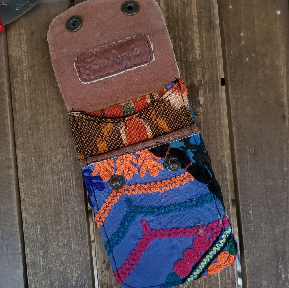 🍄🪬 Free People Boho Embroidered Repurposed vtg banjara hippie Wallet card case - Picture 7 of 16